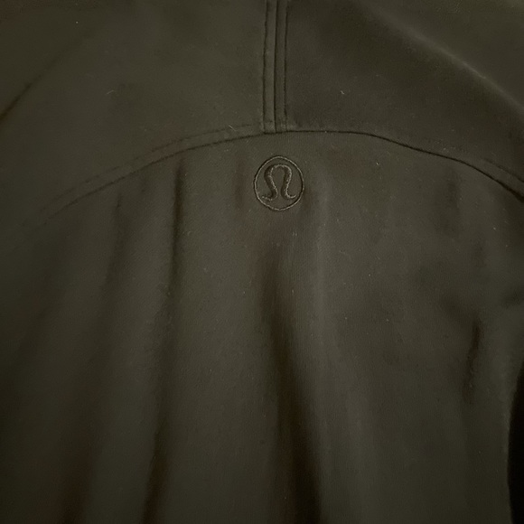 Lululemon Embroidered Floral Sweatshirt - Picture 5 of 7
